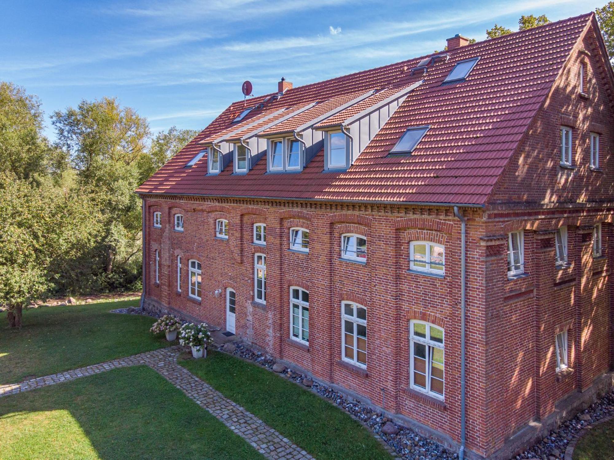 Gutshof Dubnitz - Ferienwohnung 1 "Carlo" Sassnitz Exteriér fotografie